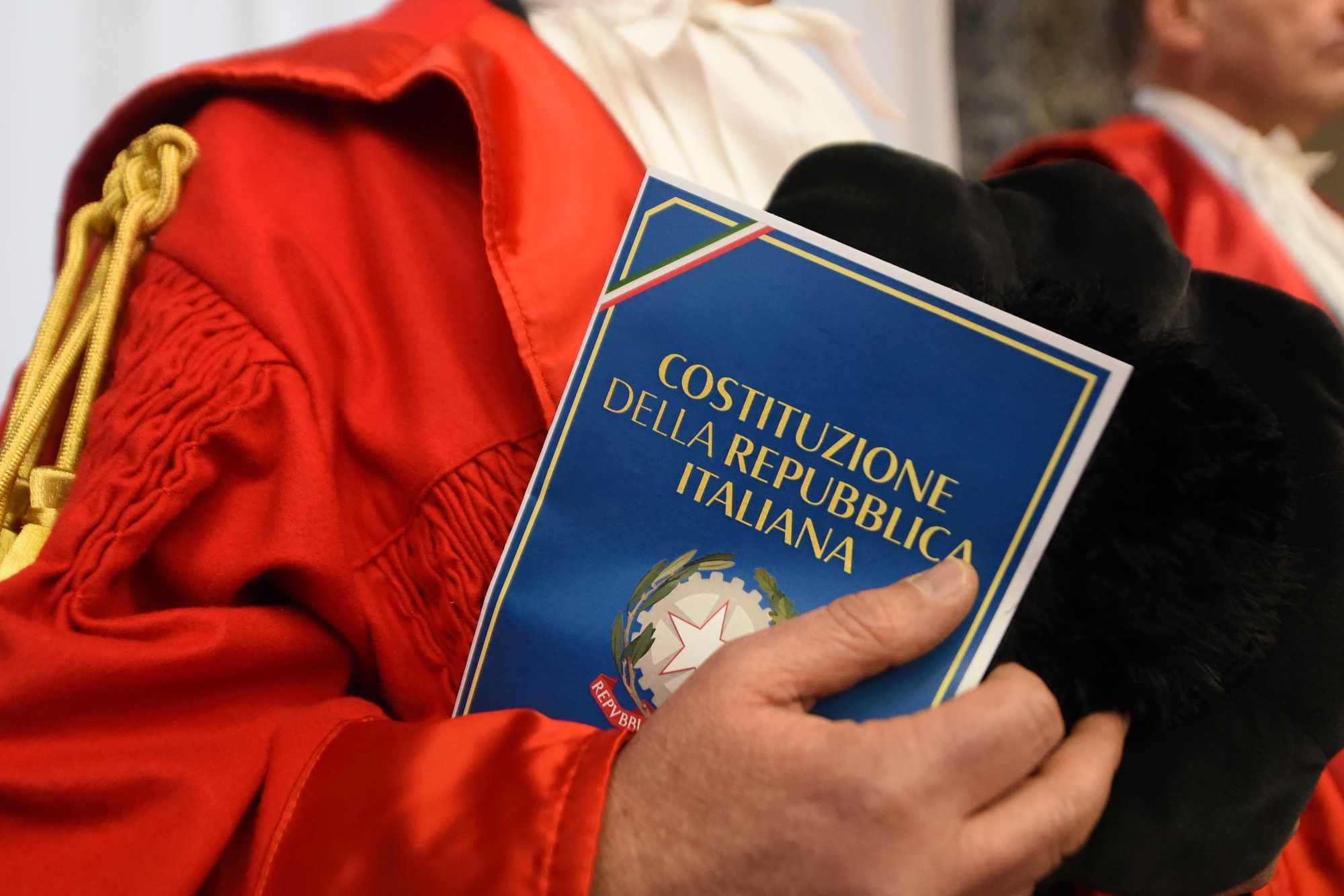 Il sistema delle correnti calpesta Costituzione, meriti e indipendenza