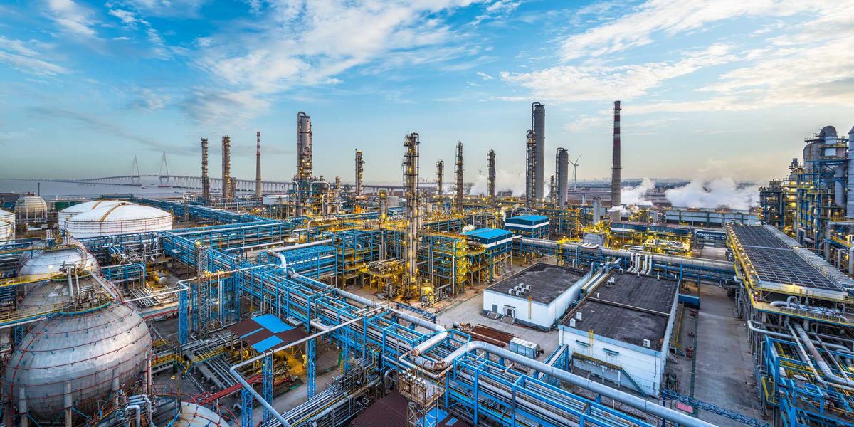 nel golfo tagliano la produzione rischio petrolio sopra 100 dollari