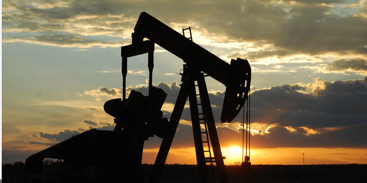 Spiking Oil Prices Will Damage Economy Even As US Keeps Pumping Crude