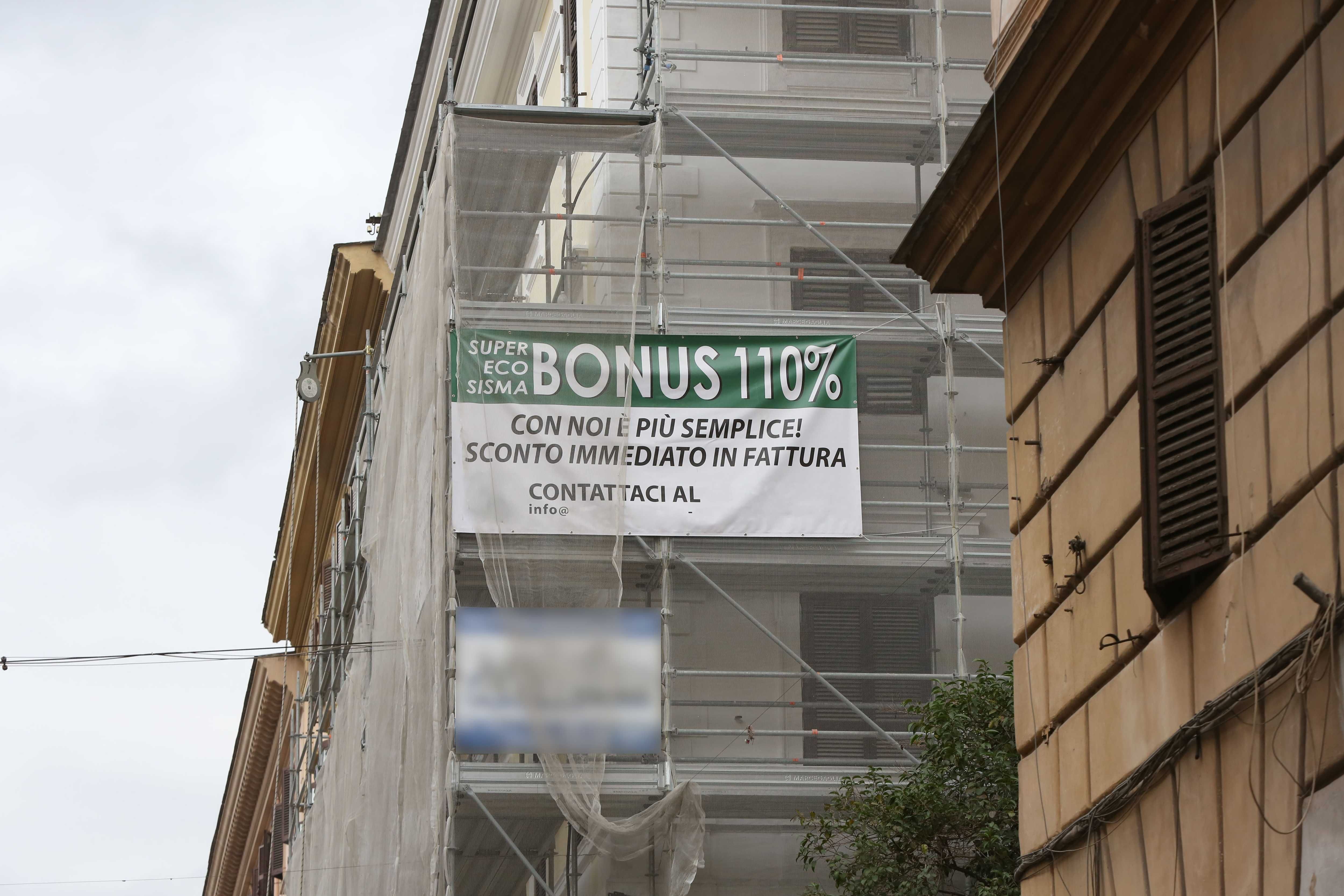 Il Superbonus continua a strangolare l’Italia