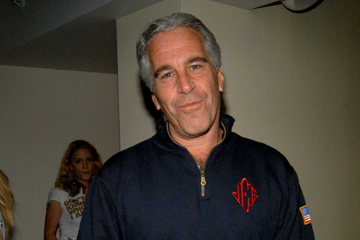 Nessuno crede al suicidio di Epstein