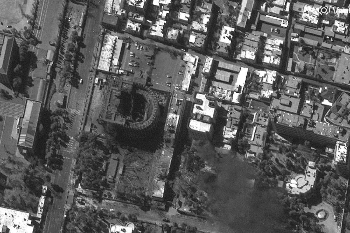 Bombardate le primarie degli ayatollah