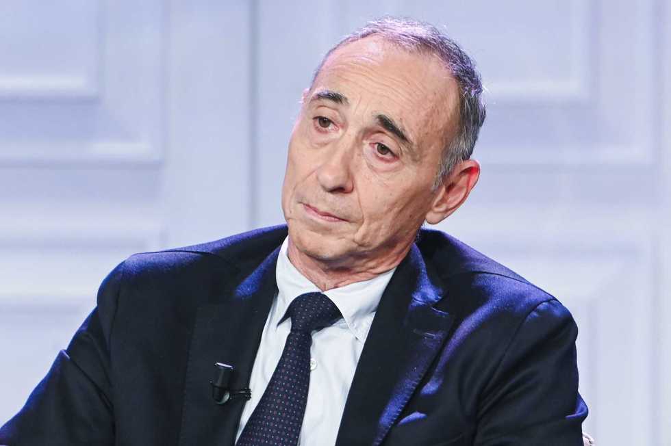 Cascini dà lezioni anti-Sì. Però scorda i suoi pasticci