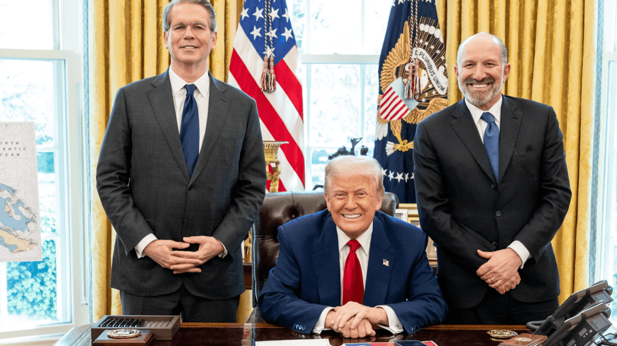 Bessent and Lutnick with Trump in Oval Office