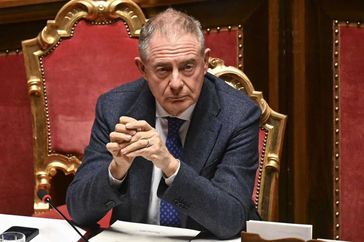 Il diesel galoppa a 2,04 euro al litro. Il governo non pensa al taglio accise