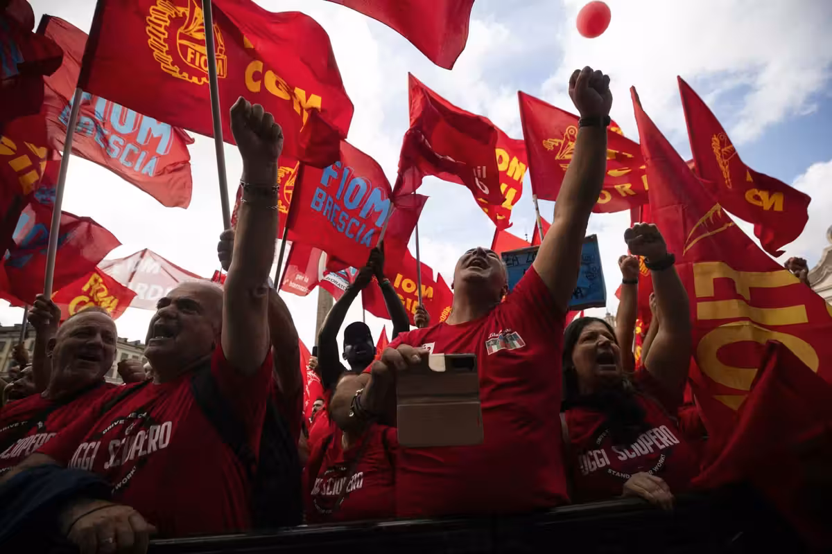 Stellantis saluta 300 dipendenti mentre la Fiom pensa a Cuba