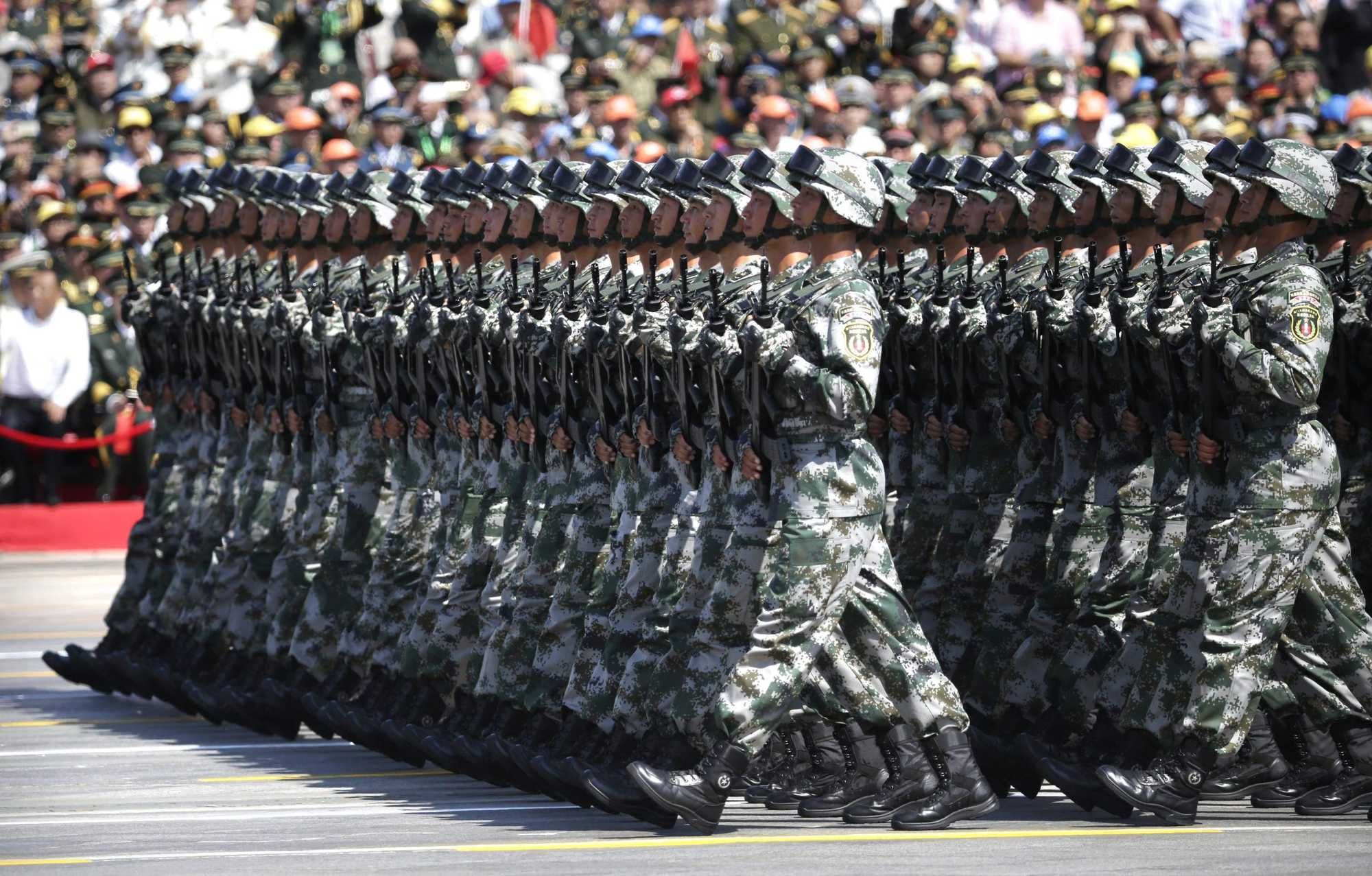 A Pechino annotano le difficoltà degli Usa e fanno le prove della guerra a Taiwan