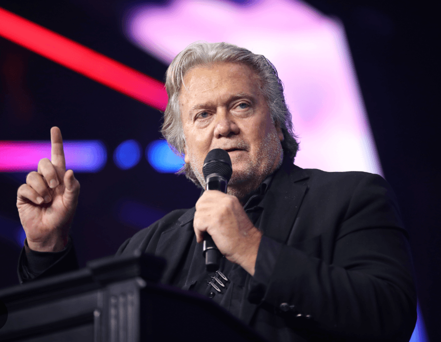 '5D Chess': Bannon Says ICE Agents At Airports Is Test Run For Midterm Election
