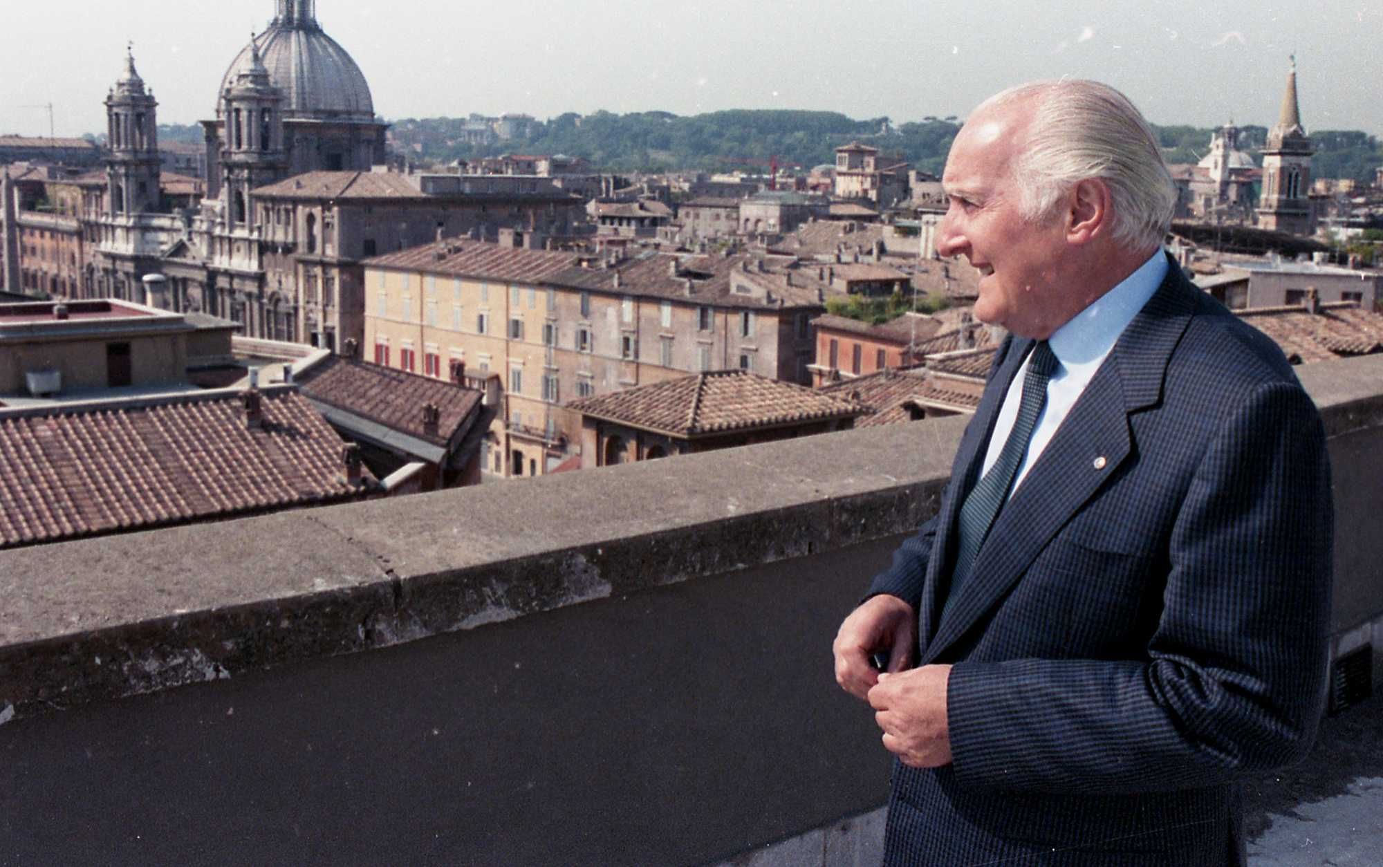 Il bavaglio di Scalfaro continua a fare danni