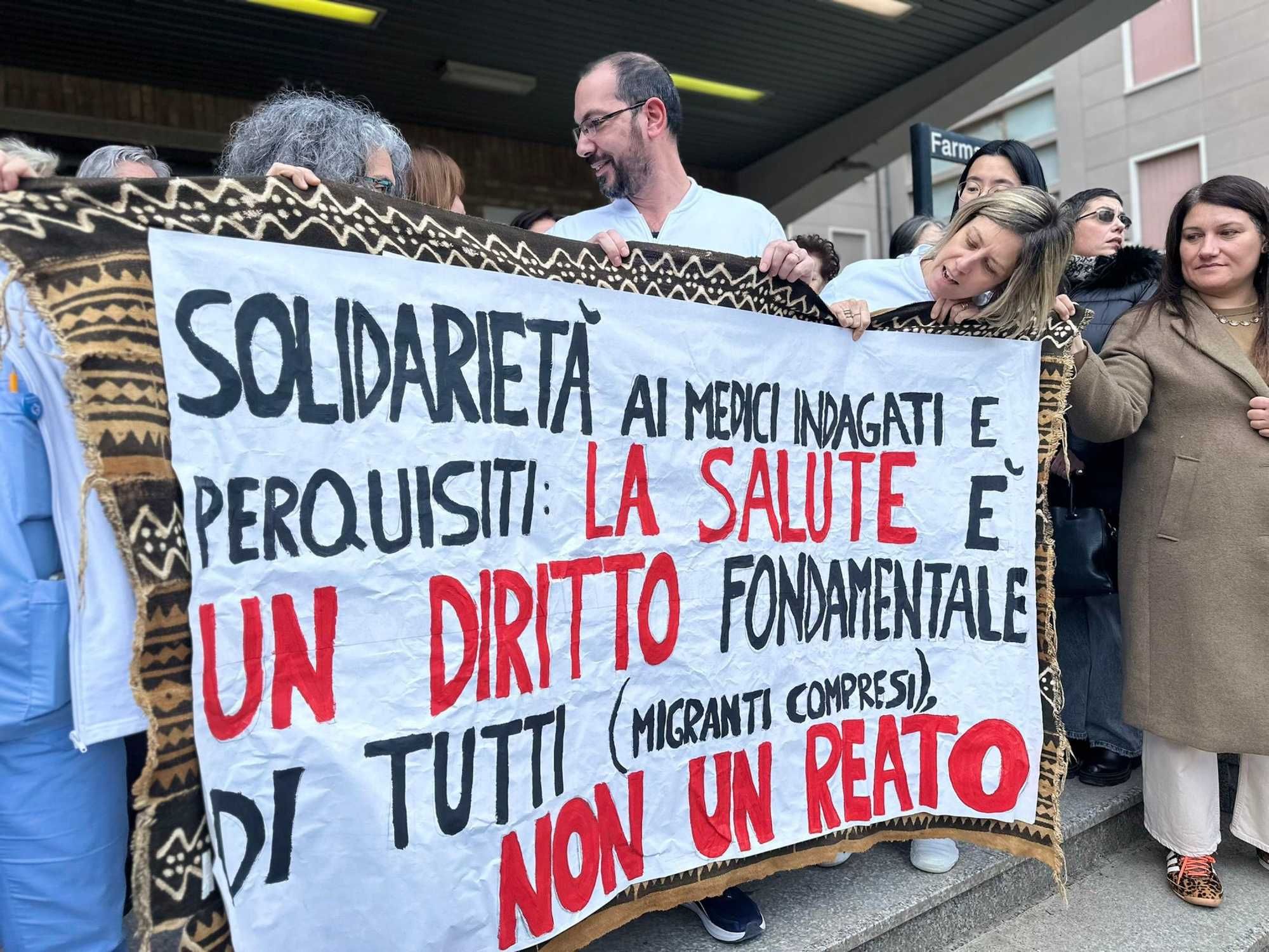 Gli «eroi» del Covid divenuti medici militanti