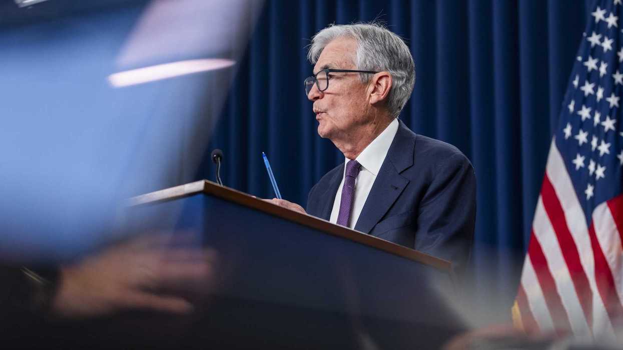 Powell sfida Trump: tassi fermi e lui non molla la Fed