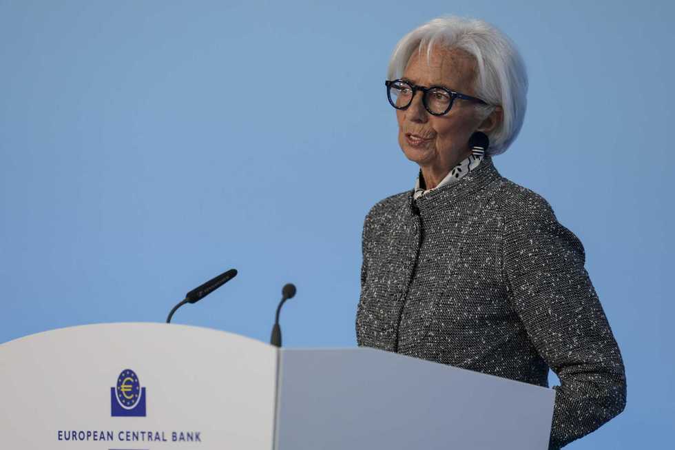 La Lagarde medita un rialzo dei tassi suicida