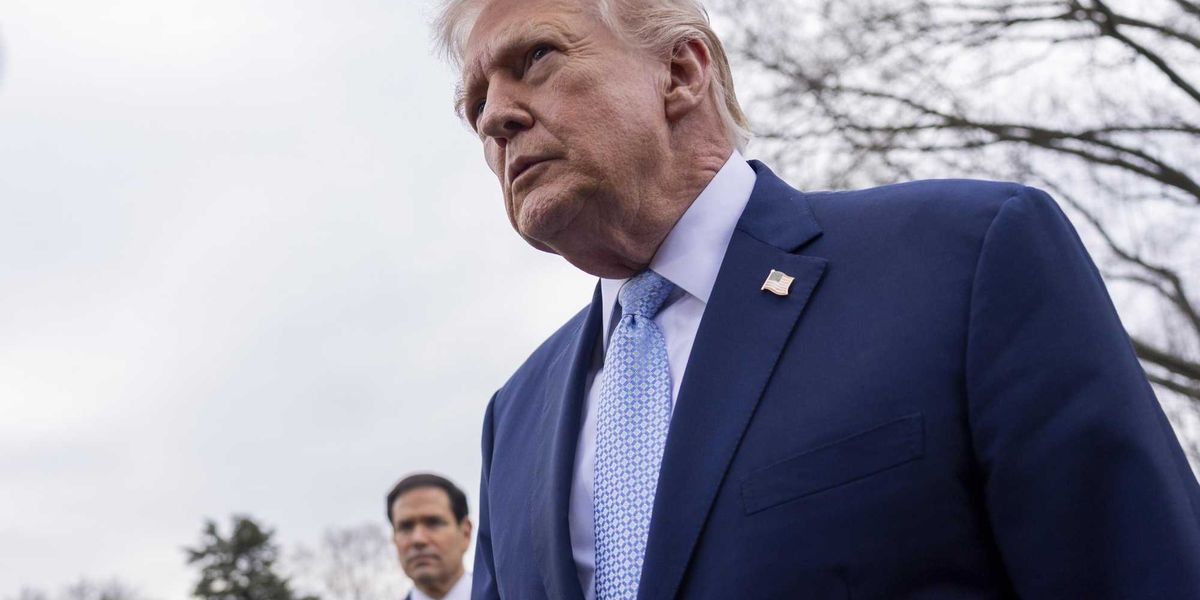 trump furibondo alleati codardi poi spedisce marines e navi nel golfo da Laverita.info trump furibondo alleati codardi poi spedisce marines e navi nel golfo