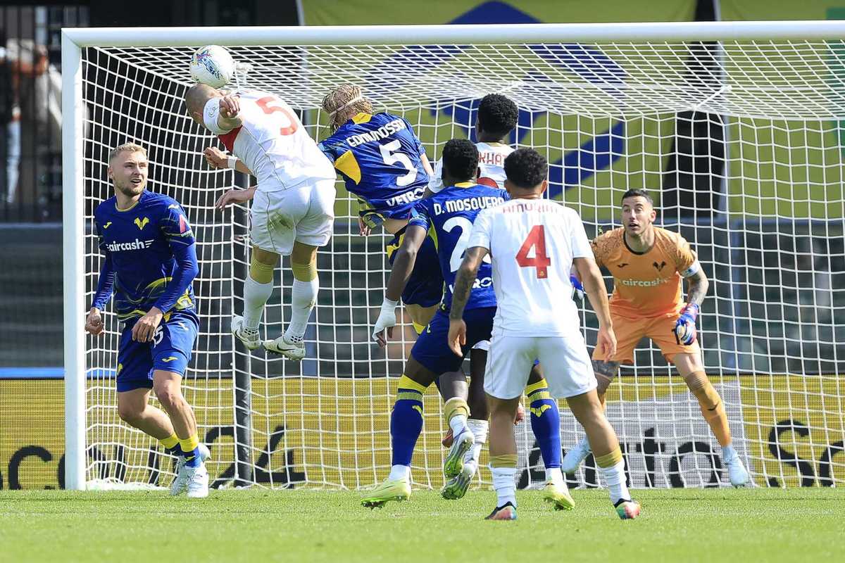 Il pressing dei Campioni per salvare le pensioni dei «peones» del calcio