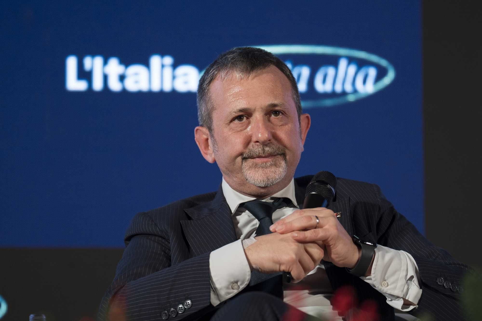 Caro Delmastro, cerchiamo «manine» e «cervellini»