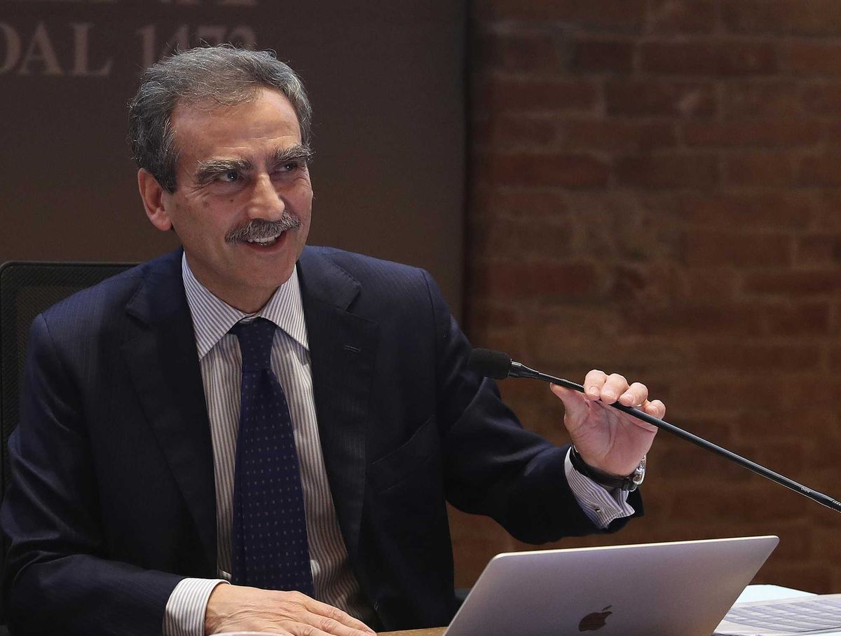 Mps, Lovaglio cerca voti ma il mercato frena