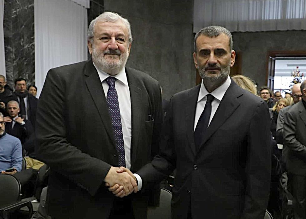 Pur di dargli una poltrona, Decaro pagherà a Emiliano i contributi previdenziali