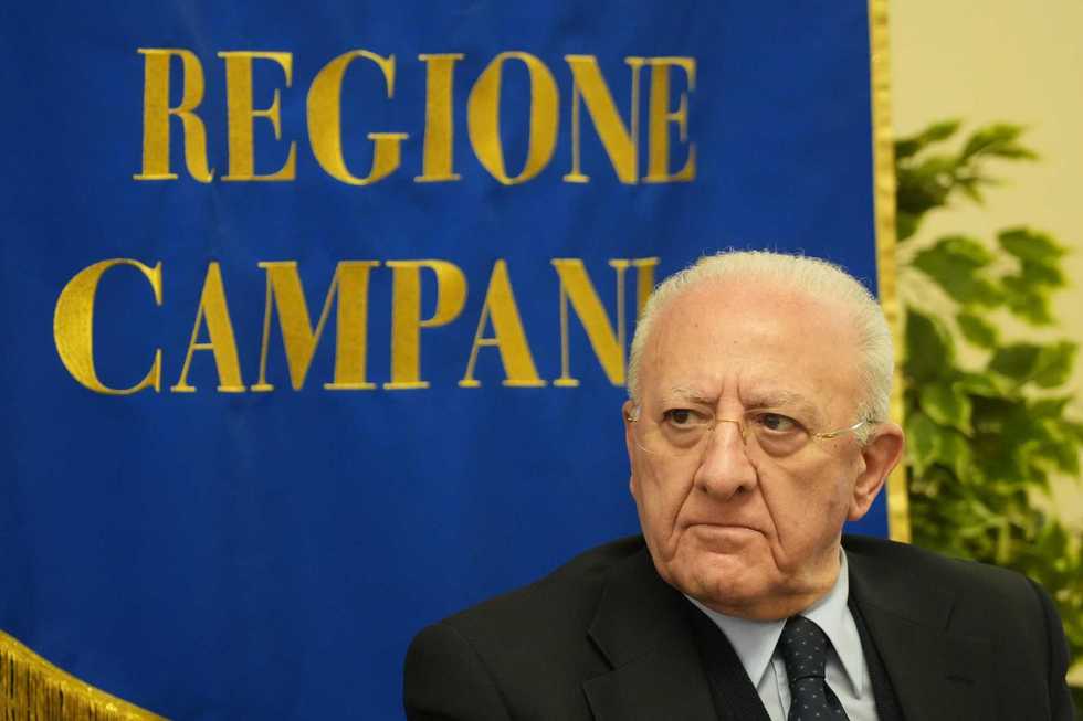 De Luca vuol incarcerare i Trevallion: «Non hanno fatto vaccinare i figli»