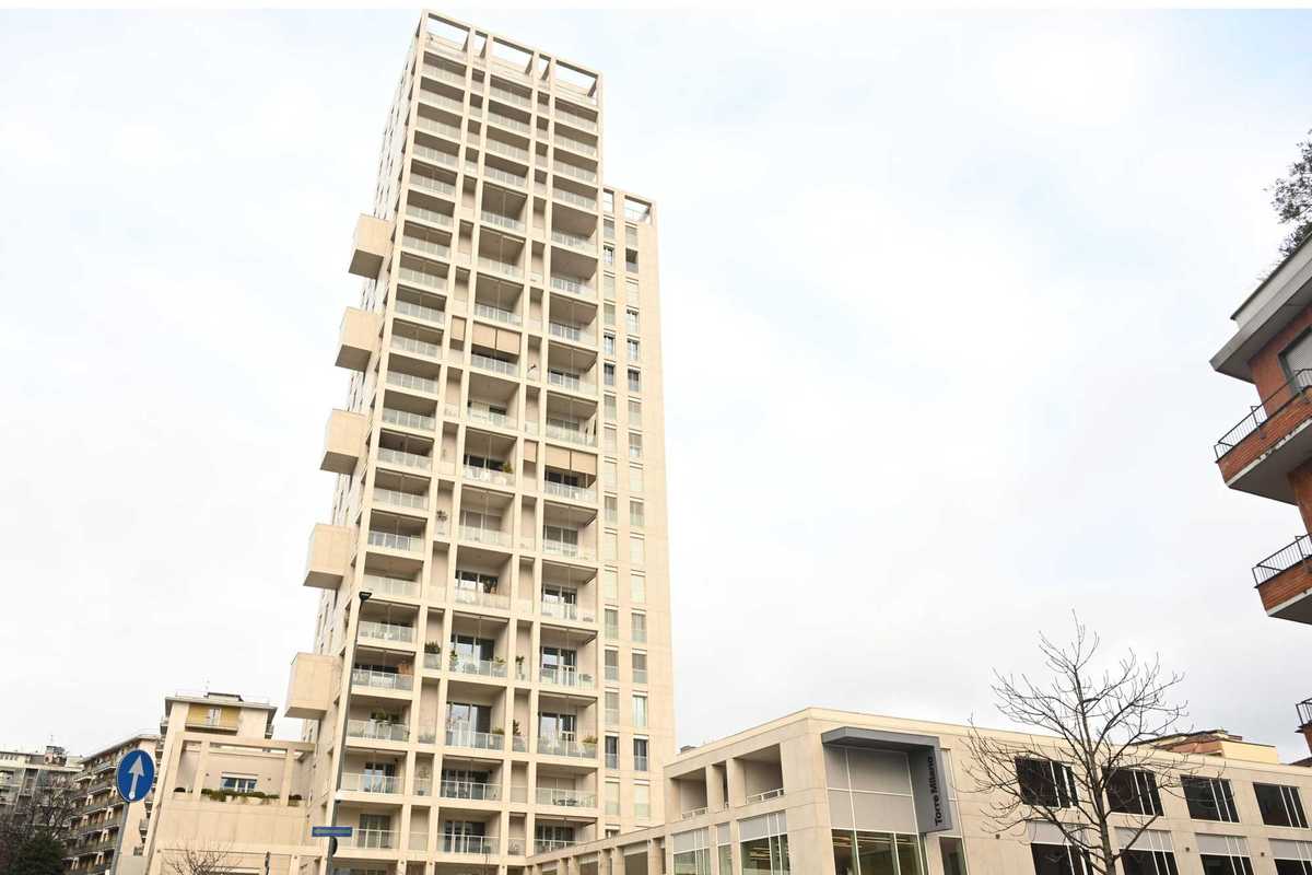 Il pm: torre di via Stresa da confiscare. Sala pensa ai gay