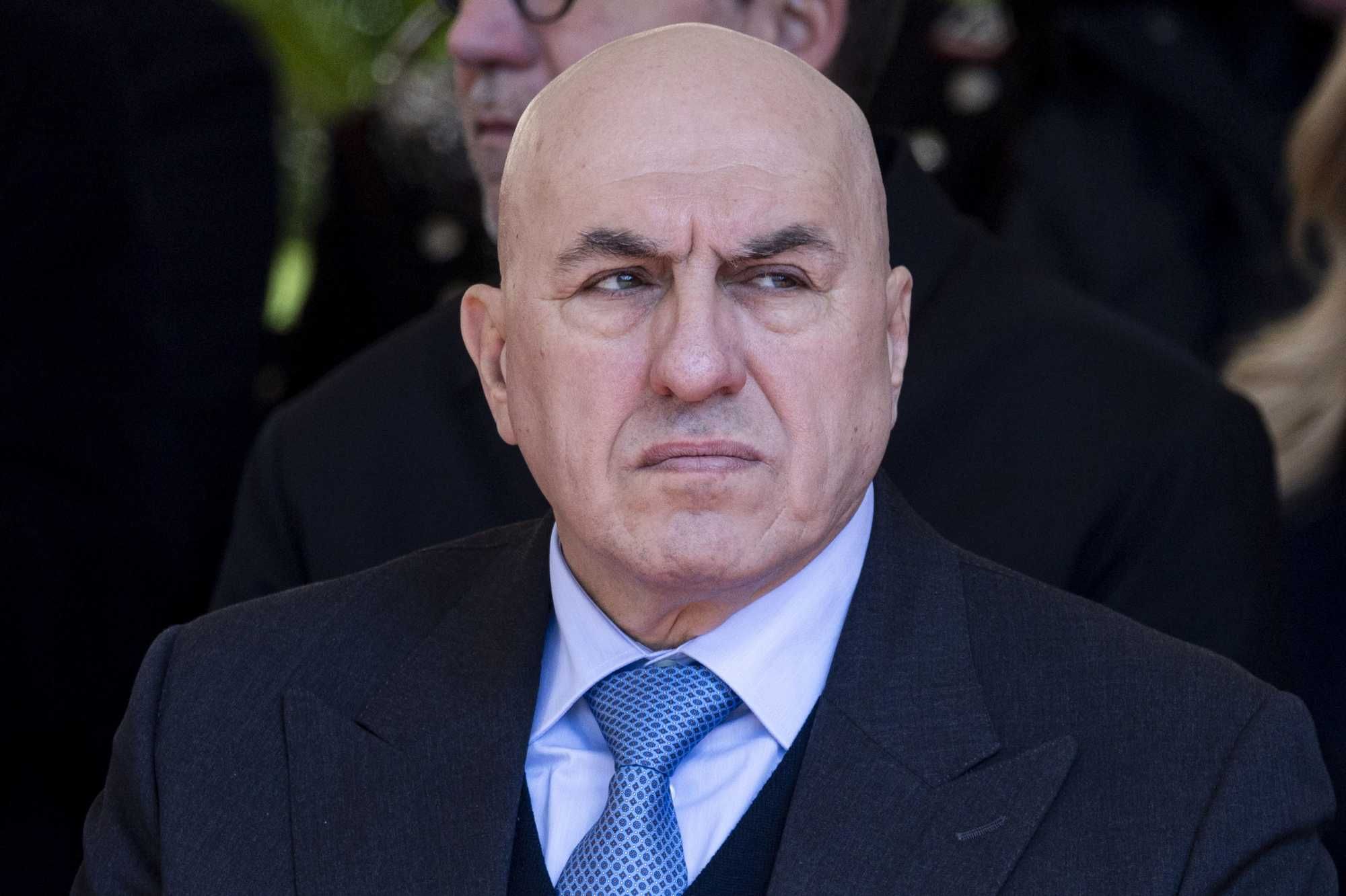 Caschi blu colpiti da Hezbollah. Crosetto: «Rimpatriamo i nostri»