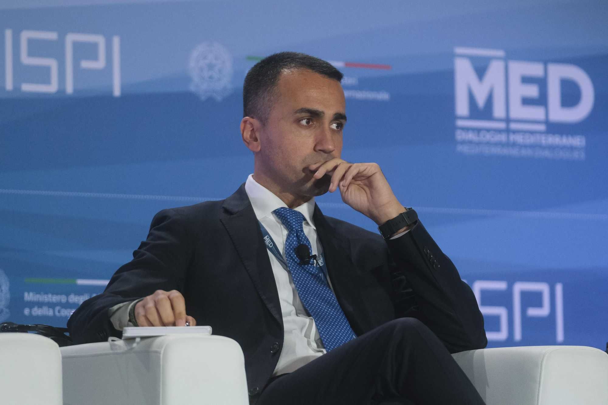 Lo scarrafone trasformista mai più povero