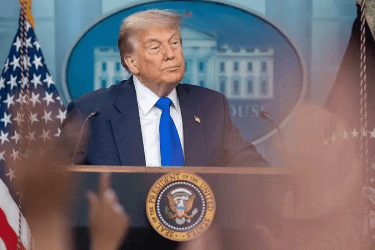 'Please Keep Bombing': Trump Insists Iranians Want To Suffer For 'Freedom'