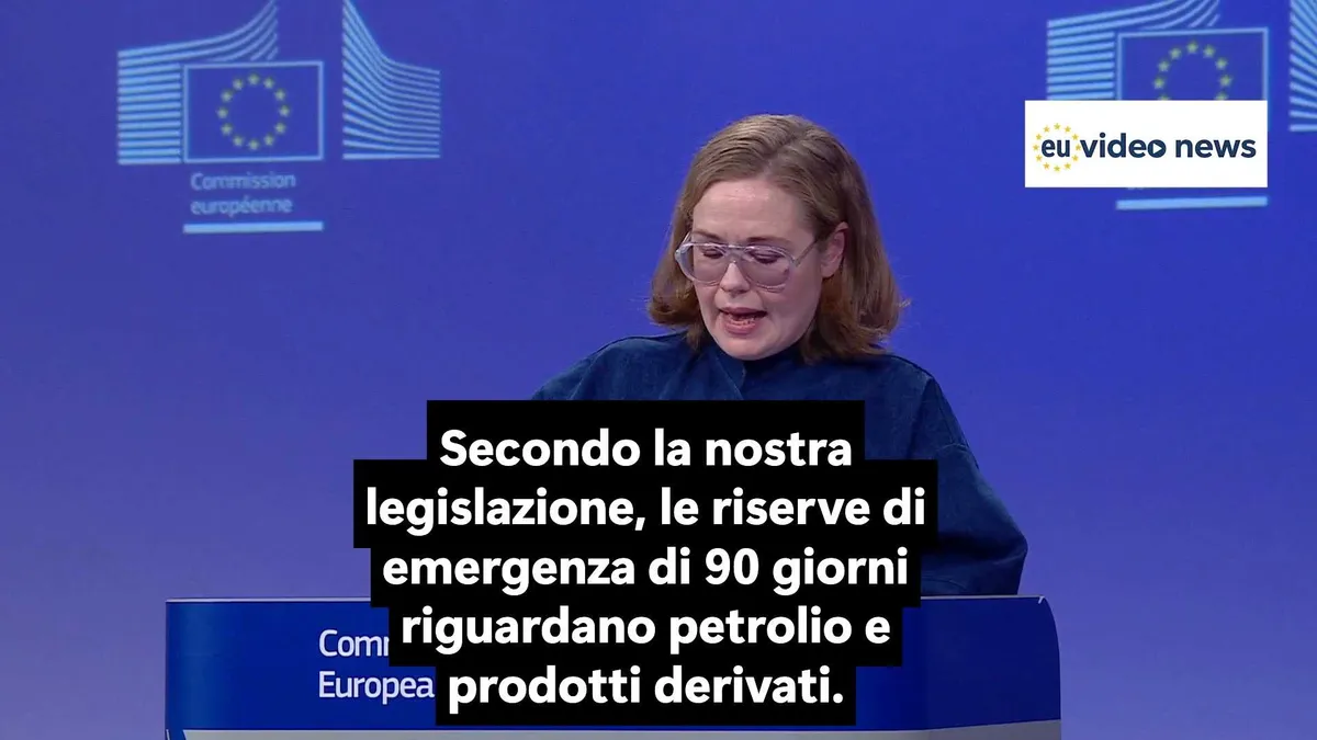 Carburanti aerei, Commissione Ue: «Le riserve coprono 90 giorni, ma la composizione è nazionale»