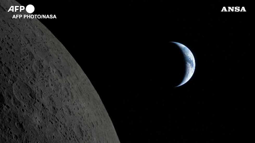 Artemis 2 e Apollo 8: la Terra vista dalla Luna