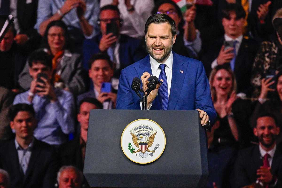 Fiasco del Pentagono: è il momento di Vance