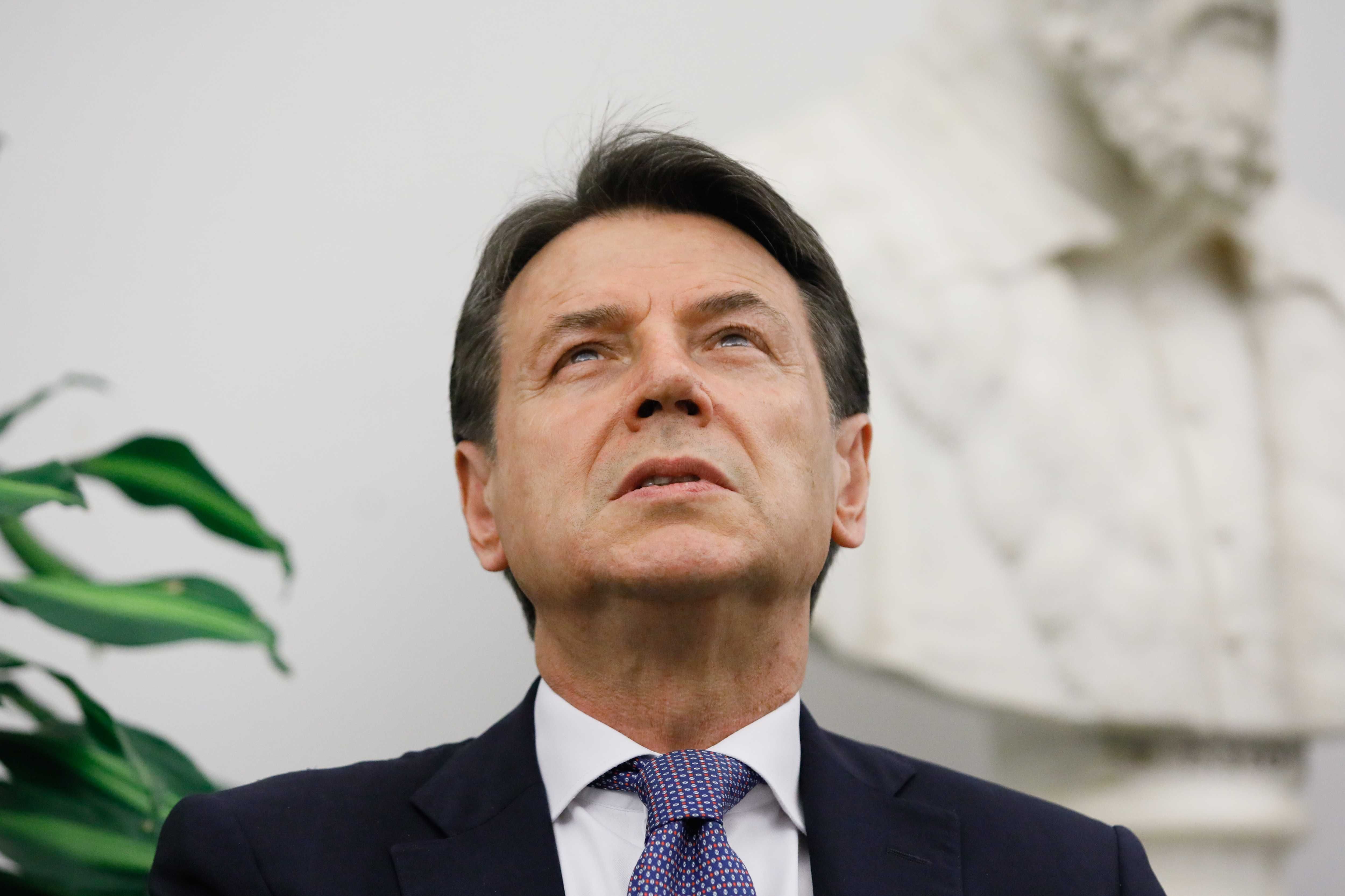 C’è un’altra Procura che indaga. Fdi all’assalto dell’ex premier