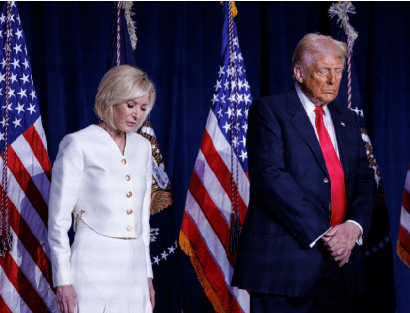 'Heretic': Trump Adviser Comparing Him With Jesus Enrages Right-Wing Christians