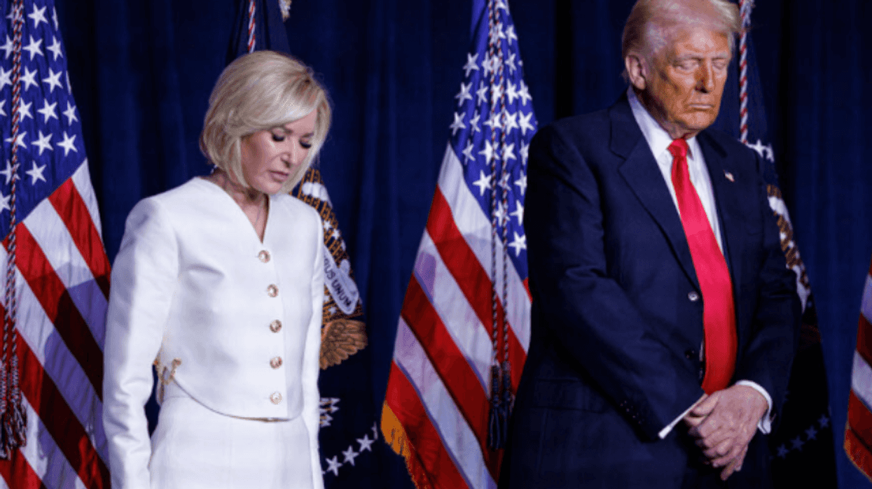 'Heretic': Trump Adviser Comparing Him With Jesus Enrages Right-Wing Christians