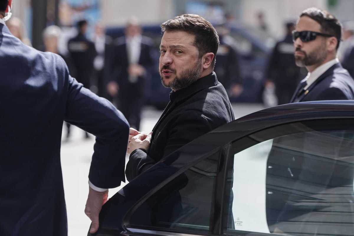 Zelensky in guerra anche col Parlamento. Riforme bloccate e prestiti Ue a rischio