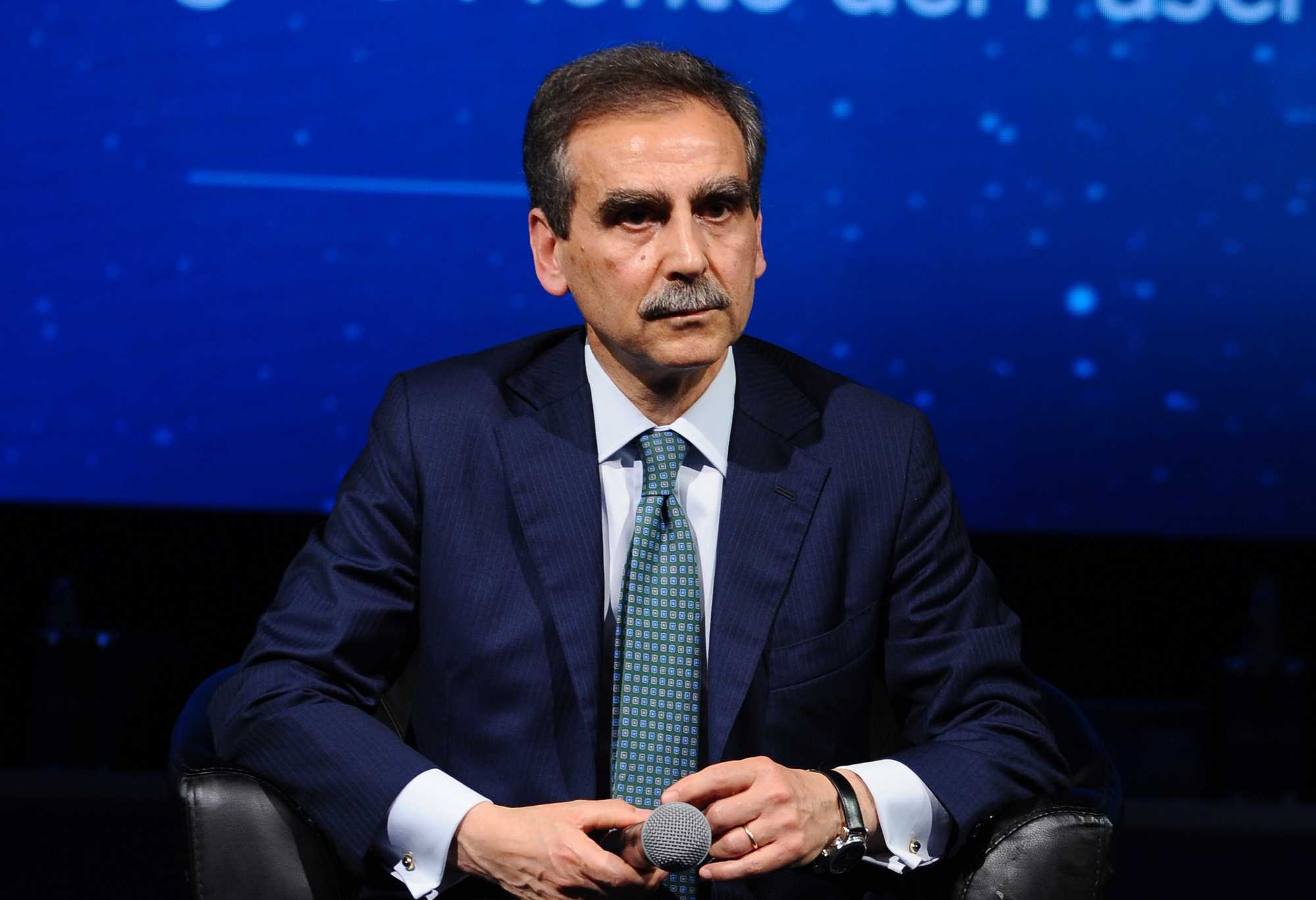 Mps licenzia Lovaglio. Andrà a Palermo la guida della banca