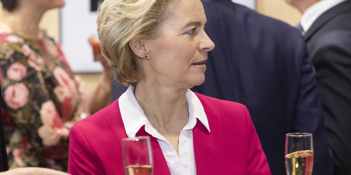 Ursula brinda alla faccia nostra con l’ok al «Prosecco» australiano Ursula brinda alla faccia nostra con l’ok al «Prosecco» australiano