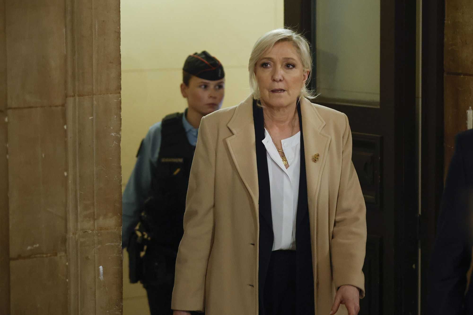 Da Nizza le istruzioni per la Le Pen. La sfida: battere il cordone sanitario