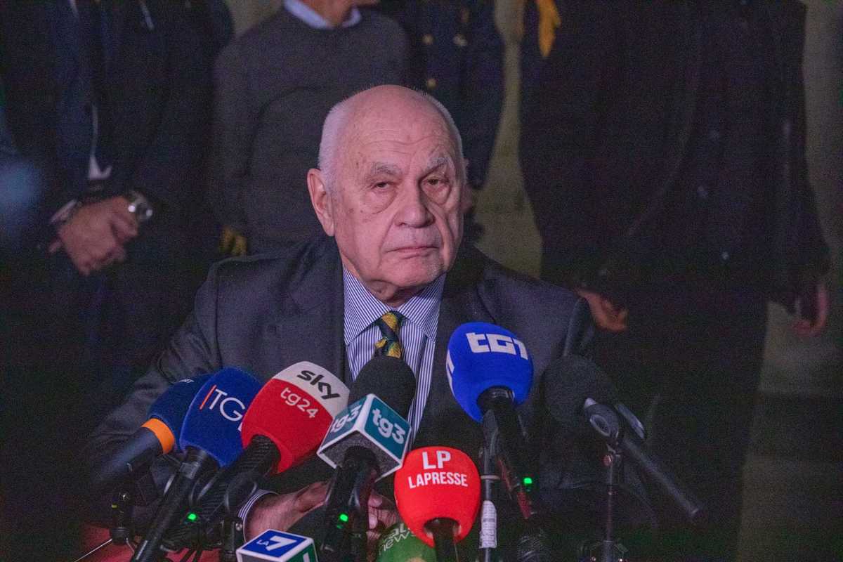 Nordio non molla: «C’è fiducia in me. Farò 10.000 nuovi posti in carcere»