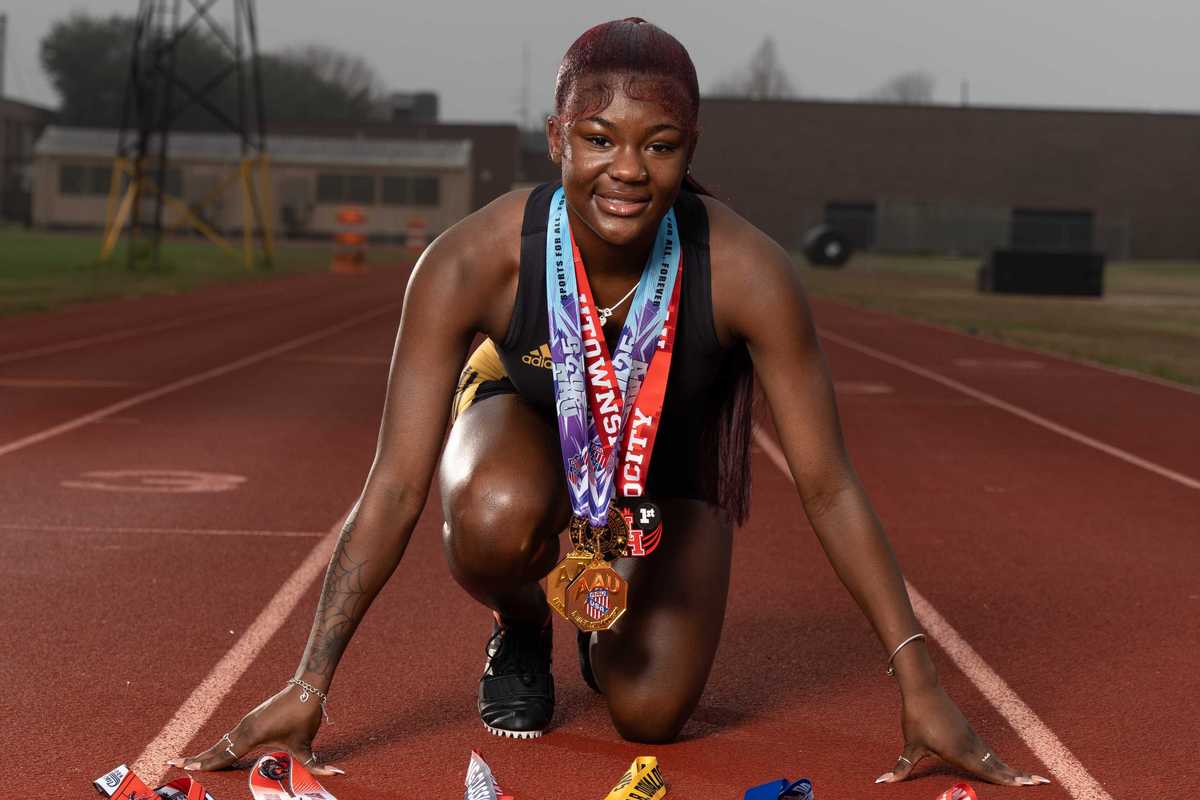 MEDAL MINDED: Kennedy-Williams Emerging as a Breakout Talent for Eisenhower Girls Track
