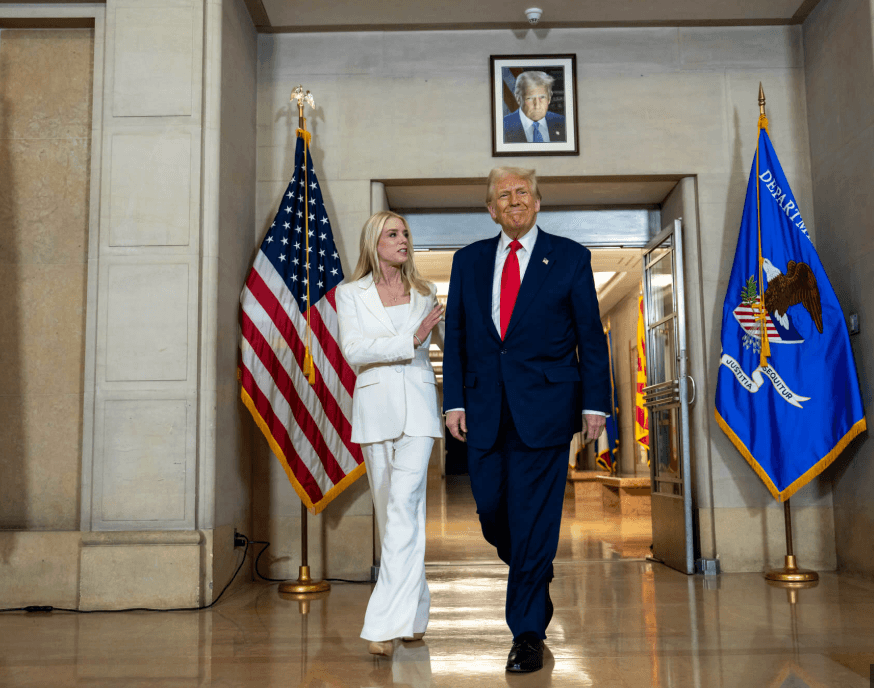 Bondi Botch: Attorney General's Reveal Clears Jack Smith And Implicates President