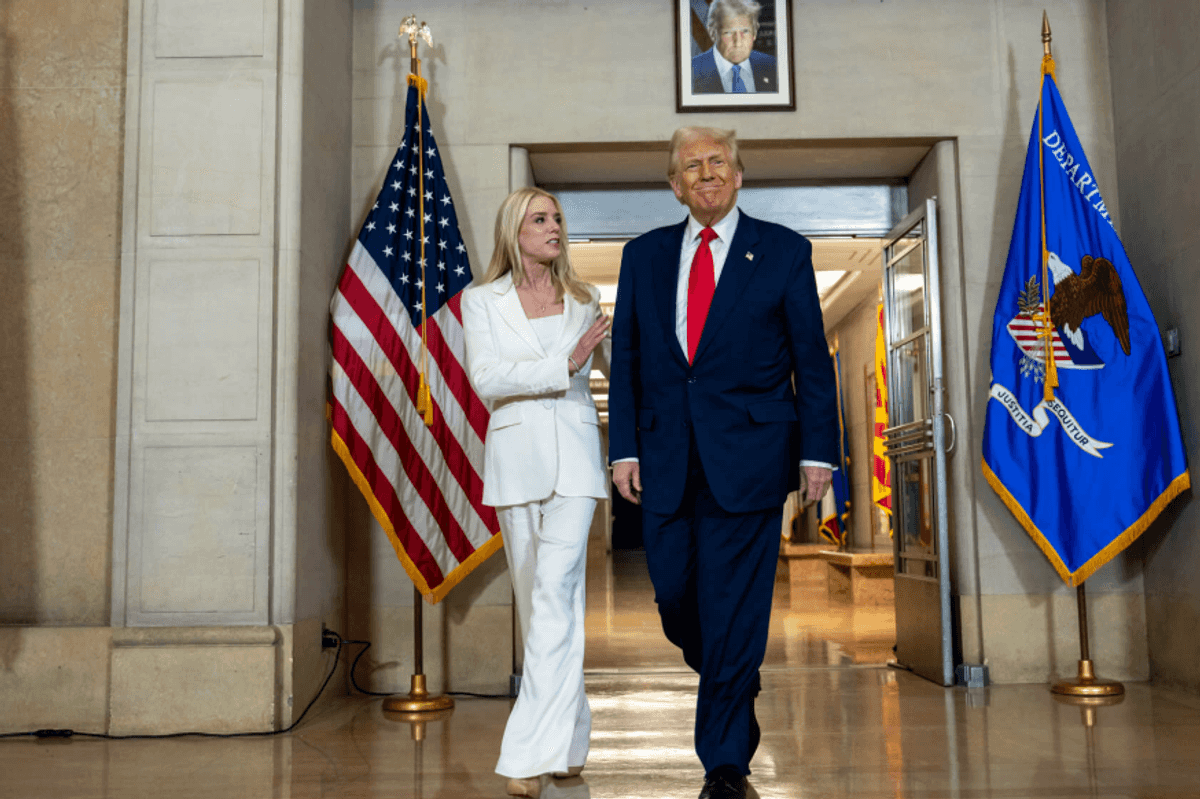 Bondi Botch: Attorney General's Reveal Clears Jack Smith And Implicates President