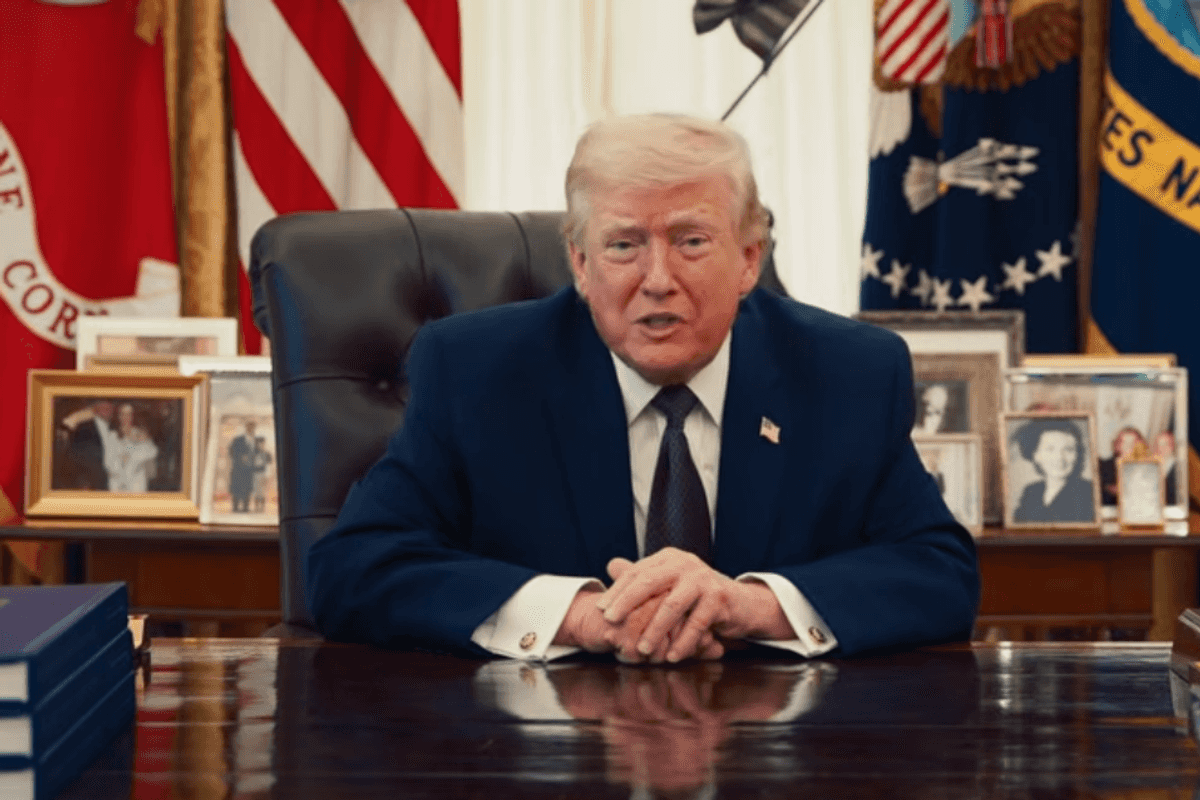 New White House App Features Trump Propaganda -- And An ICE Snitch Line