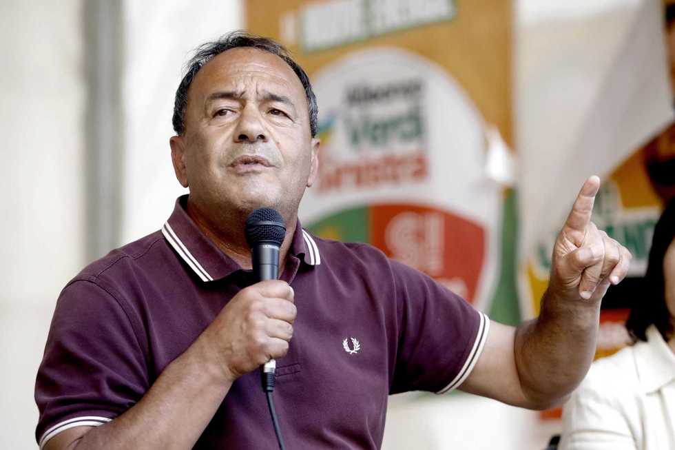 Lucano ora insegna il modello Riace