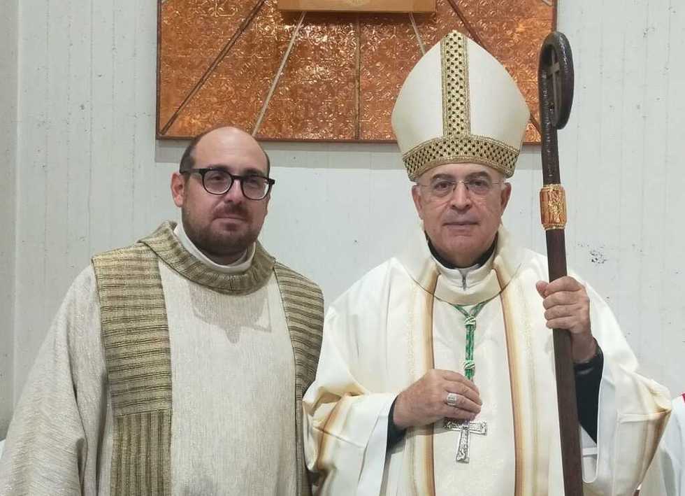 Don Samuele sbotta: «Siamo ostaggi dei maranza violenti. Spacciano in chiesa»