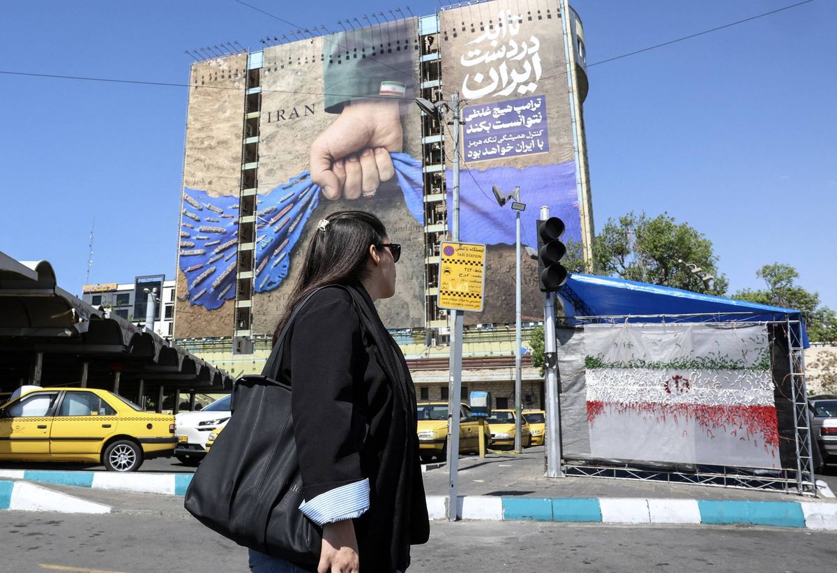Iran Reopens Strait of Hormuz After Israel-Lebanon Truce as Trump ...