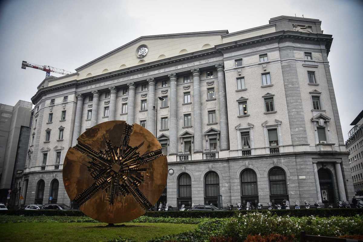 Caccia a chi sta comprando Mps e Banco Bpm