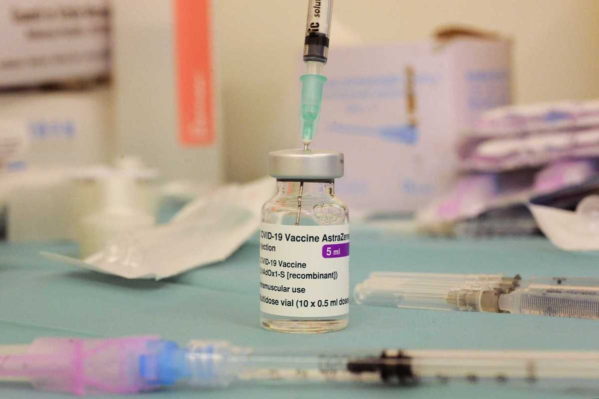 Mattarelli: «Le vittime del vaccino sono tantissime. E lo Stato non fa nulla»