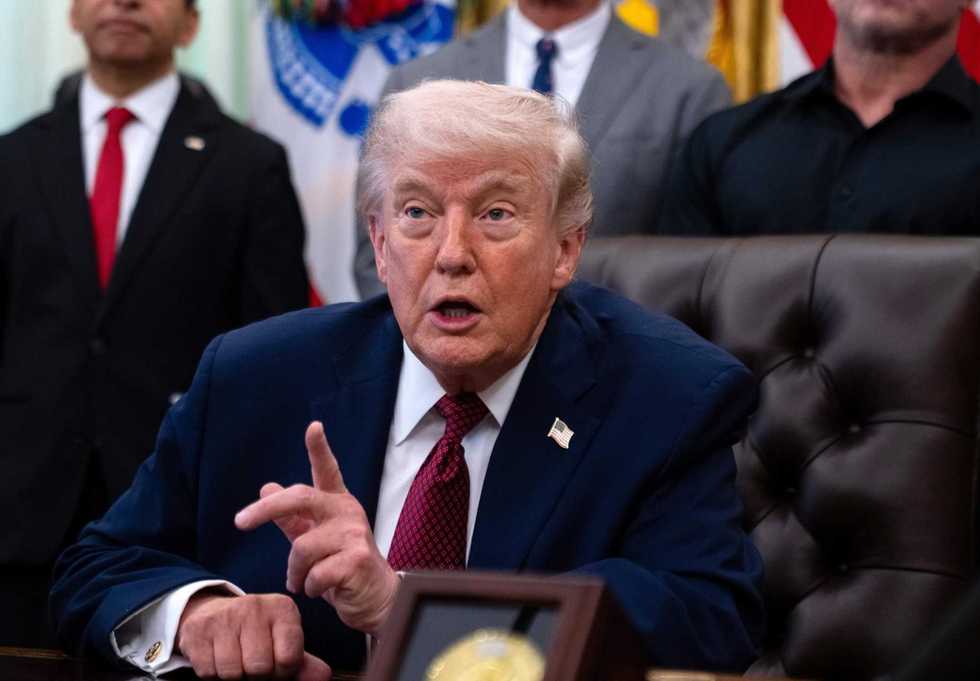 Trump smorza: «Fanno un po’ i furbi, ma le trattative vanno molto bene»