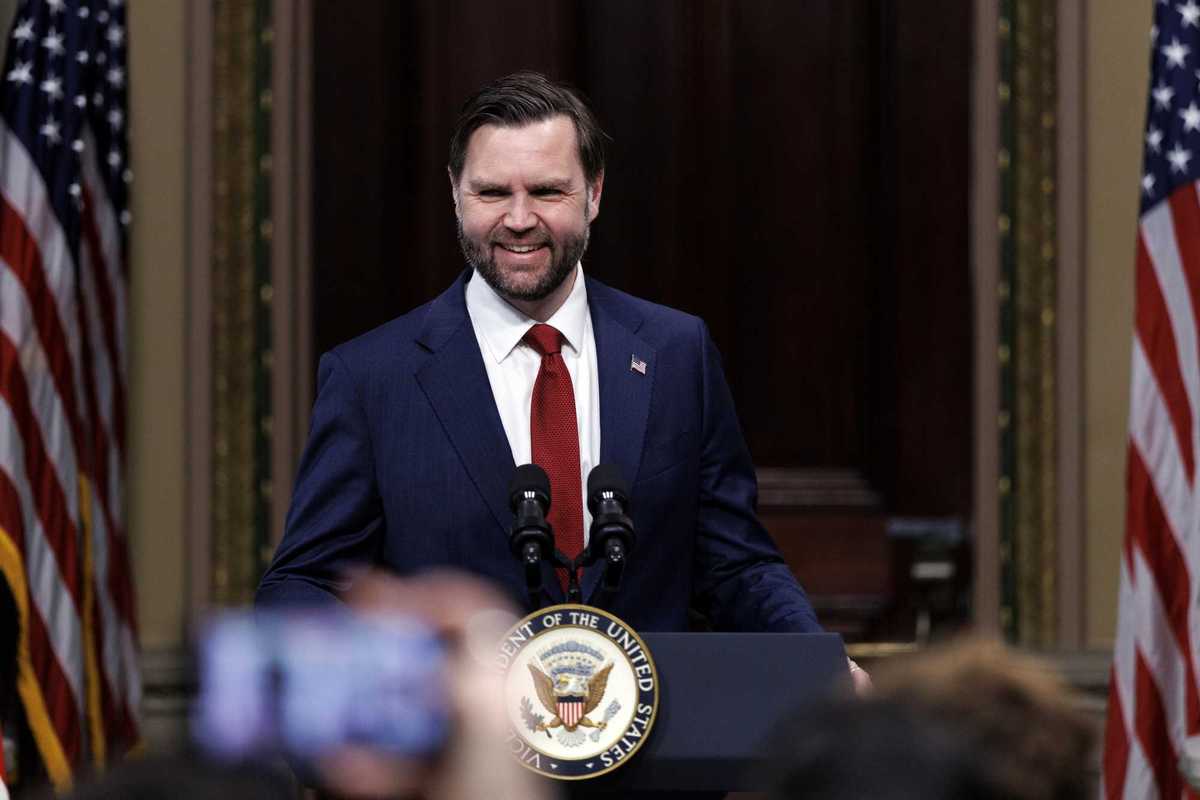 L’Iran punta i piedi e Vance resta negli Usa