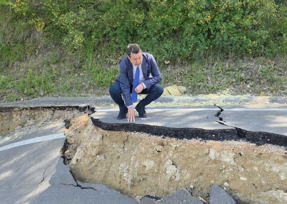 Salvini: «Il nuovo ponte sul Trigno entro l’anno»