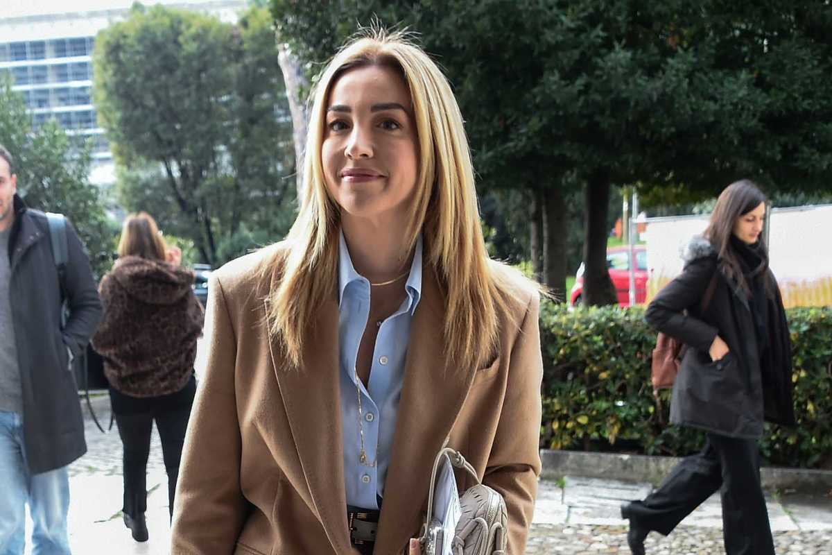 La Salis scalpita e fa le scarpe alla Schlein